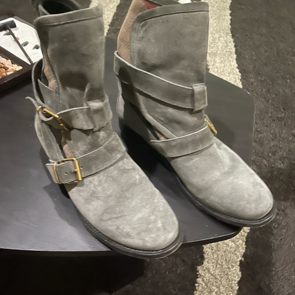 Authentic Burberry Worcester Belt Suede Boots - Picture 14 of 14